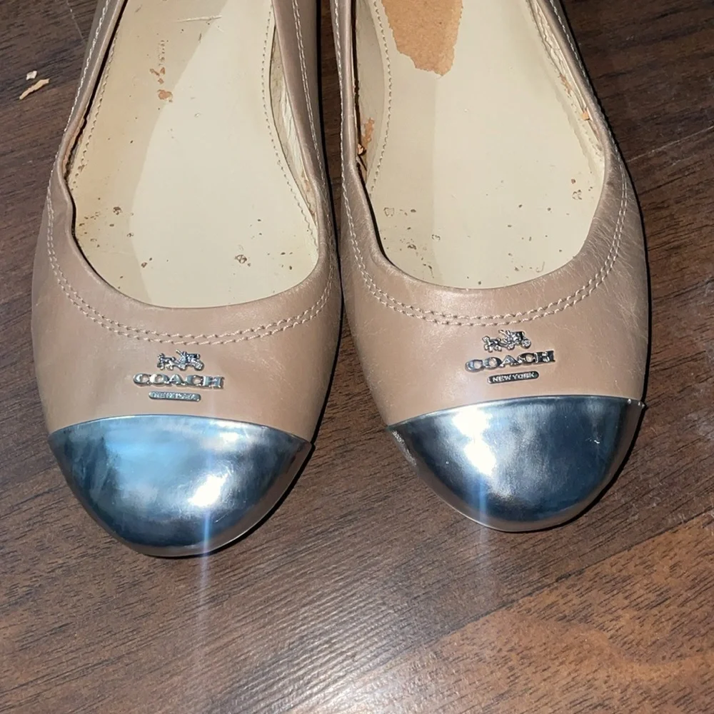 COACH Chelsea  ballet leather flats size 7.5